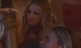 加勒比女海盗在线观看,海上传奇，勇闯天涯