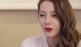 迪丽热巴自己爆料的视频,揭秘明星生活点滴