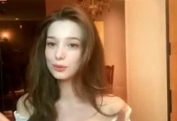 免费邪恶小视频在线观看,在线观看背后的真相与风险