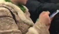 新闻爆料凤爪视频,凤爪视频揭露食品安全黑幕，网友热议