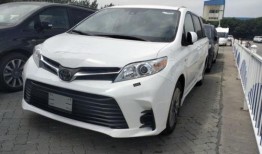 爆料丰田塞纳视频下载,独家视频下载，尽享豪华MPV风采