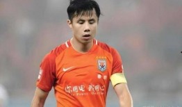 董祥爆料蒿俊闵的视频,揭秘足球场上的真实瞬间