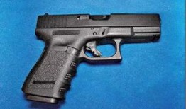 米枪最新爆料,揭秘科技巨头背后的秘密与挑战