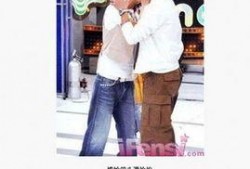 男明星尴尬爆料视频,视频走红网络引热议